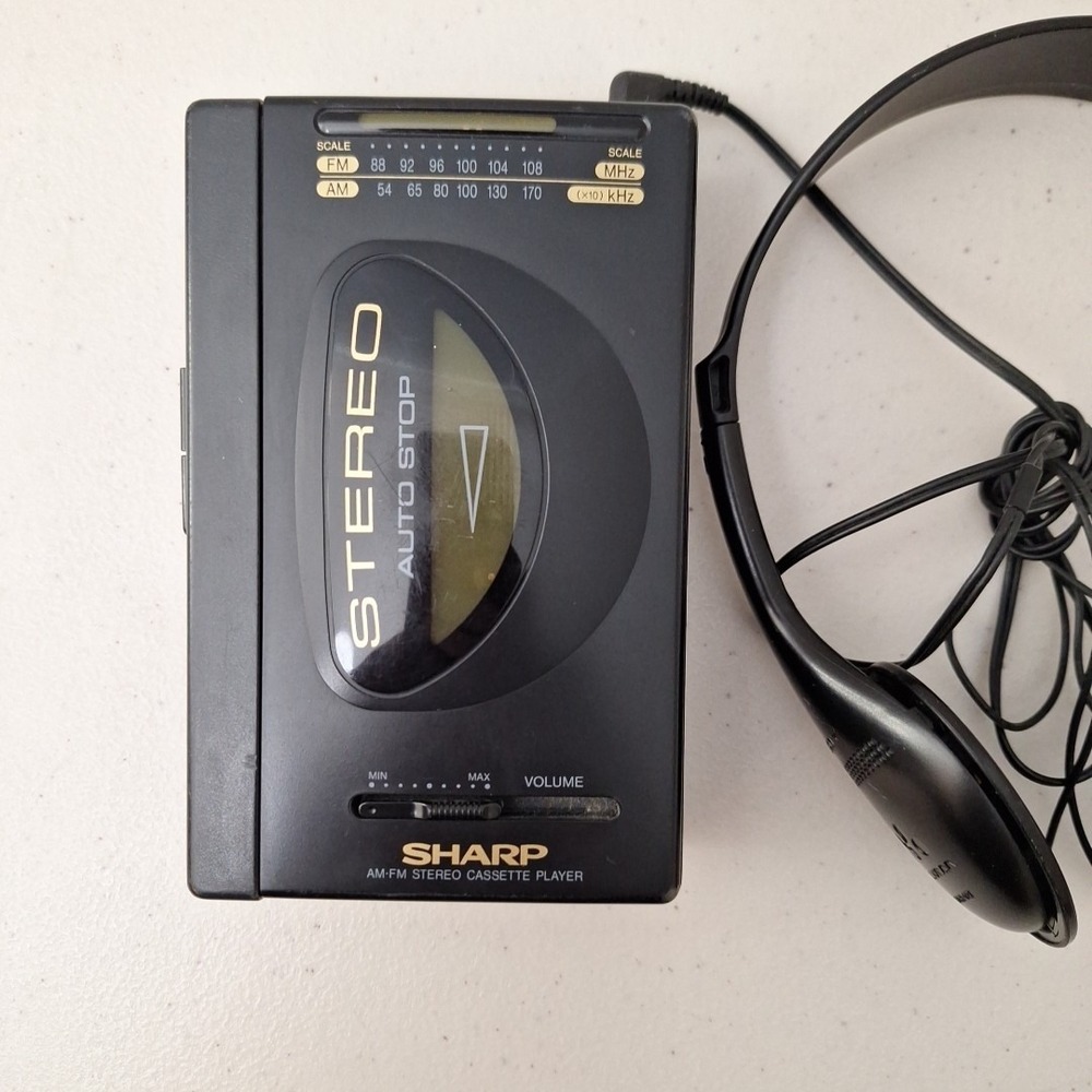Vintage Sharp JC-150 (GY) Portable AM/FM Stereo Cassette Player WORKS SEE DESCR. - Picture 3 of 14